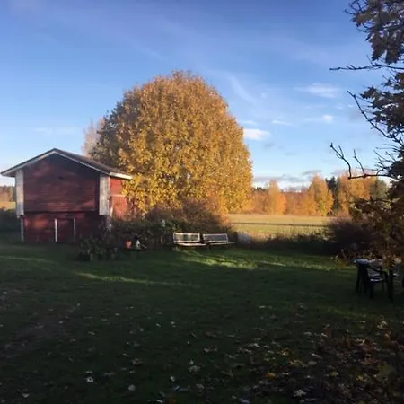 Countryside House Pauliina -lomatalo 木屋 *